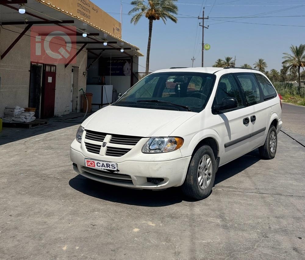 دودج كارافان